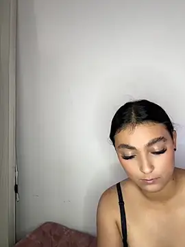 nicolexxaleja online show from July 23, 2026, 8:51 pm