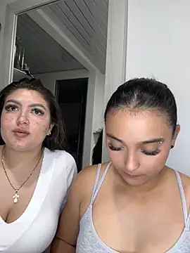 nicolexxaleja online show from July 26, 2026, 2:31 am
