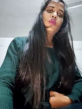 Snapshot of cute_radhikaa chatting on January 11, 2026, 12:04 am cute radhikaa online show from January 11, 2026, 12:04 am