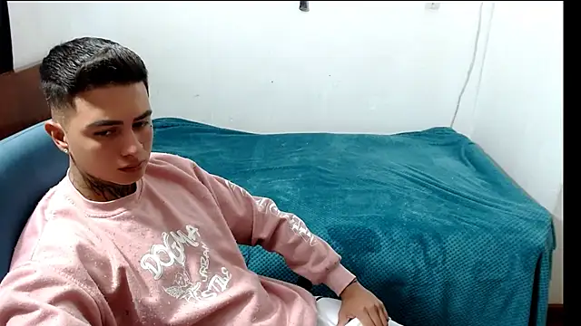 santii ss online show from September 15, 2025, 11:05 pm