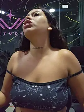 Snapshot of Yessica_Lopezz chatting on June 16, 2026, 11:46 am Yessica Lopezz online show from June 16, 2026, 11:46 am