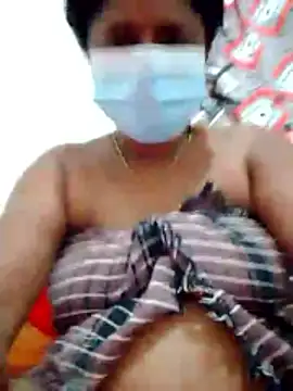 boosypussy online show from May 26, 2026, 3:35 am