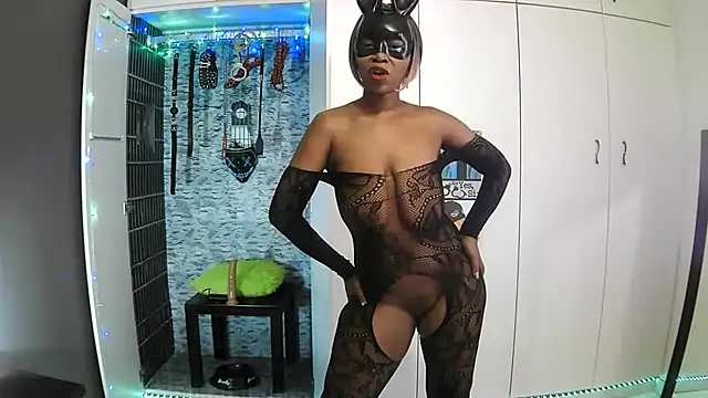 Snapshot of BaDSubMiss chatting on November 12, 2025, 4:46 am BaDSubMiss online show from November 12, 2025, 4:46 am