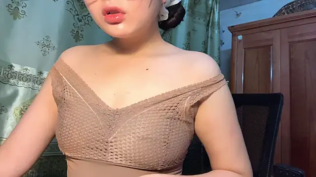 Snapshot of LinYi_Office chatting on July 23, 2026, 1:41 am LinYi Office online show from July 23, 2026, 1:41 am