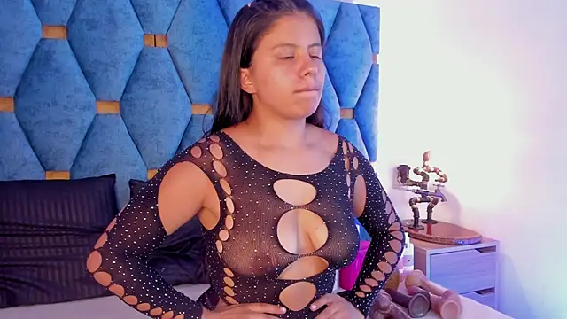 sasha roldann online show from July 15, 2026, 7:30 pm