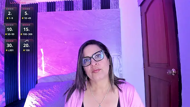 Agatha Pleasure online show from March 3, 2026, 12:11 pm