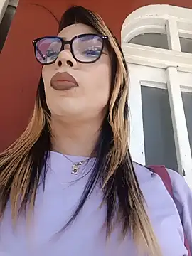 Snapshot of Daliana_Gounbolt chatting on June 2, 2026, 3:25 pm Daliana Gounbolt online show from June 2, 2026, 3:25 pm