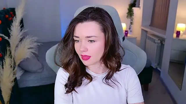 Snapshot of AvaFlower chatting on October 18, 2025, 2:18 pm AvaFlower online show from October 18, 2025, 2:18 pm