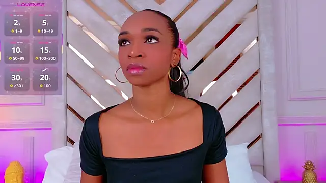 Agatha-Adams online show from November 28, 2025, 4:09 pm