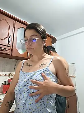 Coralinne   online show from June 9, 2026, 1:06 am