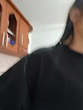 Coralinne   online show from July 14, 2026, 4:02 pm