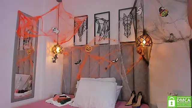 Gia Scott online show from October 22, 2025, 9:14 pm