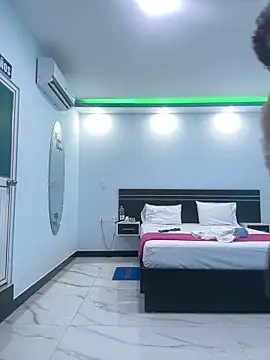 Snapshot of franciscommx chatting on October 25, 2025, 7:52 pm franciscommx online show from October 25, 2025, 7:52 pm