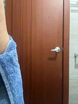 Snapshot of franciscommx chatting on November 17, 2025, 11:49 am franciscommx online show from November 17, 2025, 11:49 am