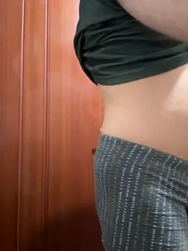 Snapshot of franciscommx chatting on November 25, 2025, 11:32 am franciscommx online show from November 25, 2025, 11:32 am