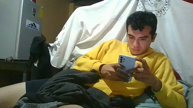 Ortiz3404 online show from January 17, 2026, 5:01 am