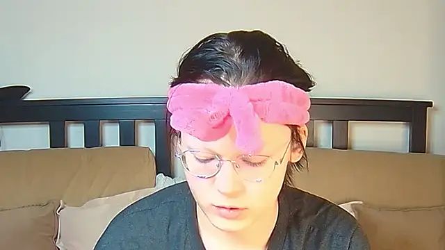 Derek Carter online show from February 2, 2026, 2:05 pm