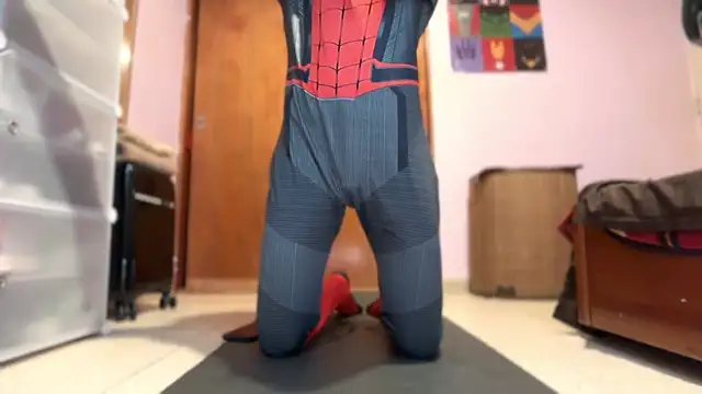 Snapshot of DylanNewell chatting on October 22, 2025, 4:35 am DylanNewell online show from October 22, 2025, 4:35 am