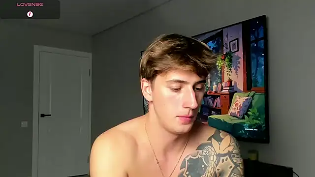 Snapshot of DaniHort chatting on October 26, 2025, 2:12 pm DaniHort online show from October 26, 2025, 2:12 pm