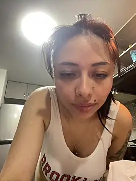 sara gomez1  online show from June 5, 2026, 2:18 am