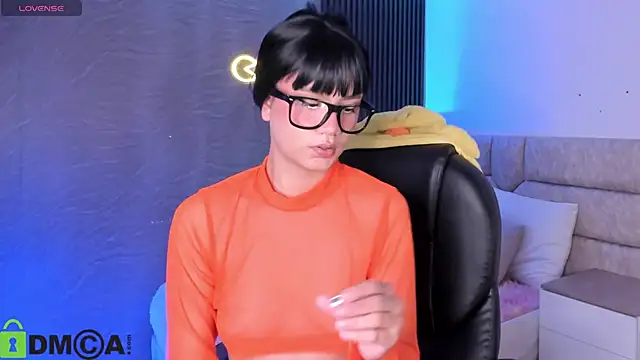 Arinextdoor online show from March 8, 2026, 10:13 pm