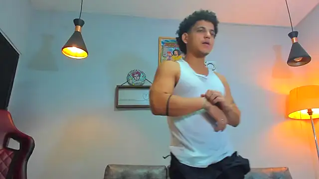 Xfire boy69 online show from December 3, 2025, 1:31 pm