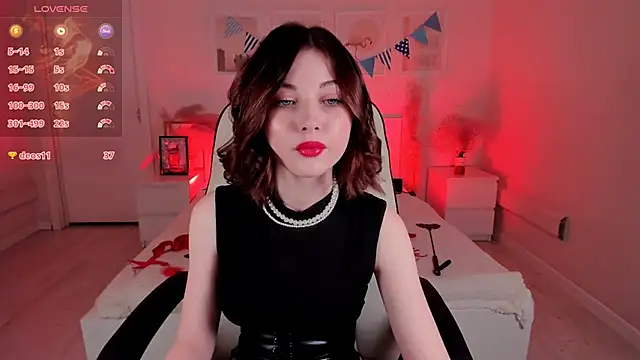 Snapshot of Kimmie_shine chatting on September 23, 2025, 8:28 am Kimmie shine online show from September 23, 2025, 8:28 am