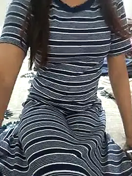 Snapshot of shilpa_r chatting on October 15, 2025, 11:27 pm shilpa r online show from October 15, 2025, 11:27 pm