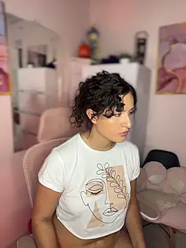 Snapshot of Dannaa_Lovs chatting on October 20, 2025, 5:24 pm Dannaa Lovs online show from October 20, 2025, 5:24 pm