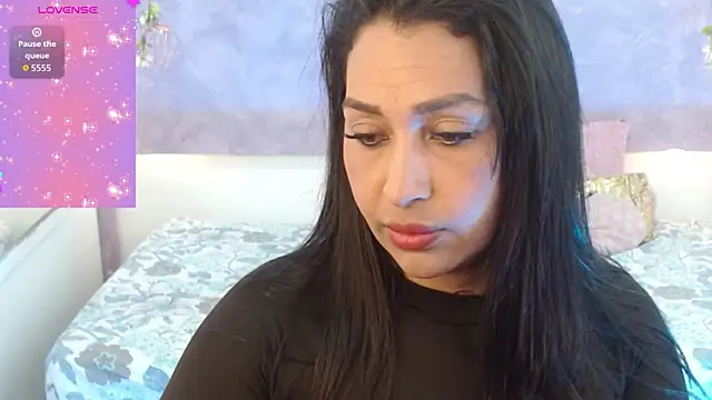 IvyShine7 online show from October 19, 2025, 7:14 pm