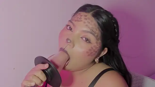 Snapshot of Lily_hot25 chatting on October 15, 2025, 1:17 am Lily hot25 online show from October 15, 2025, 1:17 am