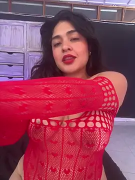 Snapshot of EmilyNoir1 chatting on May 8, 2026, 6:24 pm EmilyNoir1 online show from May 8, 2026, 6:24 pm