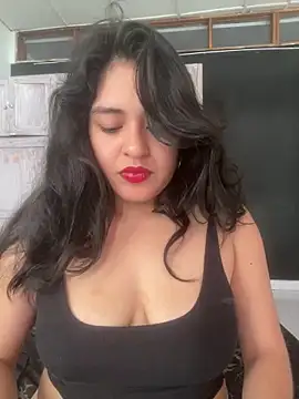 Snapshot of EmilyNoir1 chatting on May 23, 2026, 8:57 pm EmilyNoir1 online show from May 23, 2026, 8:57 pm