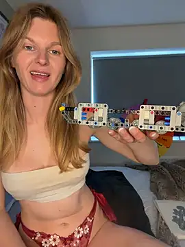Lilly-Luscious online show from May 13, 2026, 3:42 pm