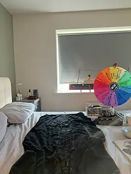 Lilly-Luscious online show from June 18, 2026, 1:48 pm