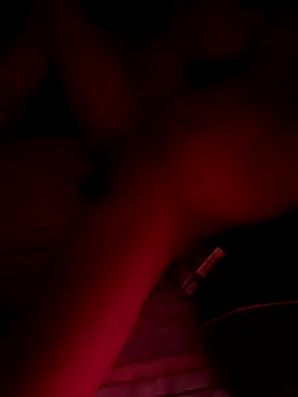 Snapshot of pophiboy chatting on December 2, 2025, 7:42 pm pophiboy online show from December 2, 2025, 7:42 pm