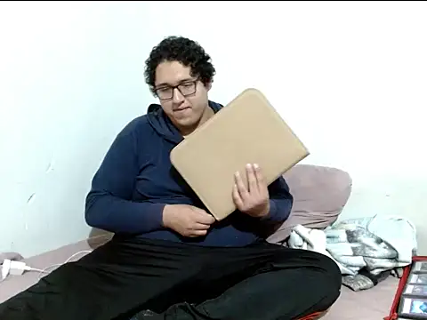 Snapshot of MeisanPaul chatting on October 7, 2025, 5:59 am MeisanPaul online show from October 7, 2025, 5:59 am