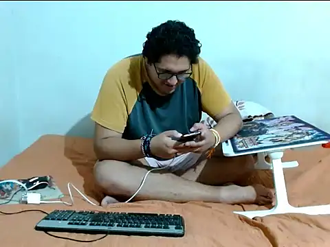 Snapshot of MeisanPaul chatting on November 24, 2025, 1:38 am MeisanPaul online show from November 24, 2025, 1:38 am