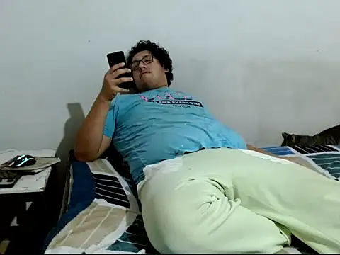 Snapshot of MeisanPaul chatting on January 9, 2026, 4:15 am MeisanPaul online show from January 9, 2026, 4:15 am