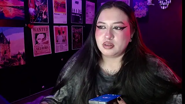 Ravendark  online show from March 17, 2026, 9:40 pm