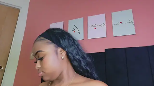 MySugarmoomy online show from June 11, 2026, 2:44 am