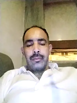 Snapshot of salimbasha chatting on November 1, 2025, 10:34 pm salimbasha online show from November 1, 2025, 10:34 pm