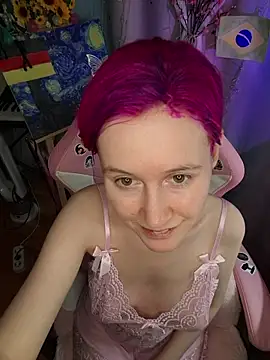 Snapshot of Fuzzy_Unicorn chatting on July 10, 2026, 7:38 pm Fuzzy Unicorn online show from July 10, 2026, 7:38 pm