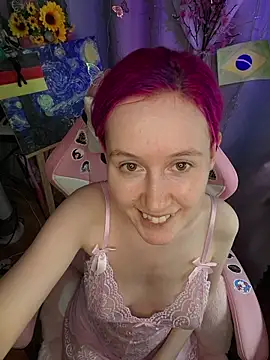 Snapshot of Fuzzy_Unicorn chatting on July 15, 2026, 7:52 pm Fuzzy Unicorn online show from July 15, 2026, 7:52 pm