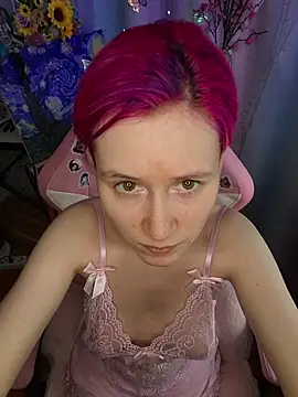 Snapshot of Fuzzy_Unicorn chatting on July 23, 2026, 10:35 am Fuzzy Unicorn online show from July 23, 2026, 10:35 am