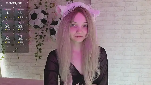 Snapshot of AnimeAlica18 chatting on July 10, 2026, 3:44 am AnimeAlica18 online show from July 10, 2026, 3:44 am