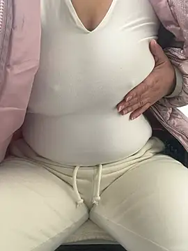 eli5566 online show from March 12, 2026, 11:05 am