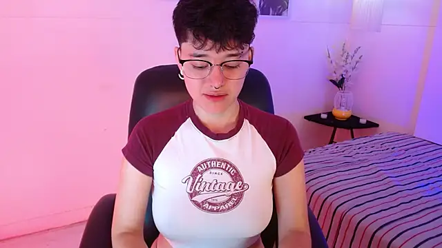 Snapshot of jeroharper chatting on September 27, 2025, 2:44 pm jeroharper online show from September 27, 2025, 2:44 pm