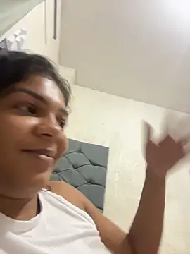 DiamanteNegro- online show from March 8, 2026, 7:28 pm