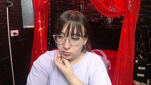 Snapshot of mia_778 chatting on September 13, 2025, 1:33 pm mia 778 online show from September 13, 2025, 1:33 pm